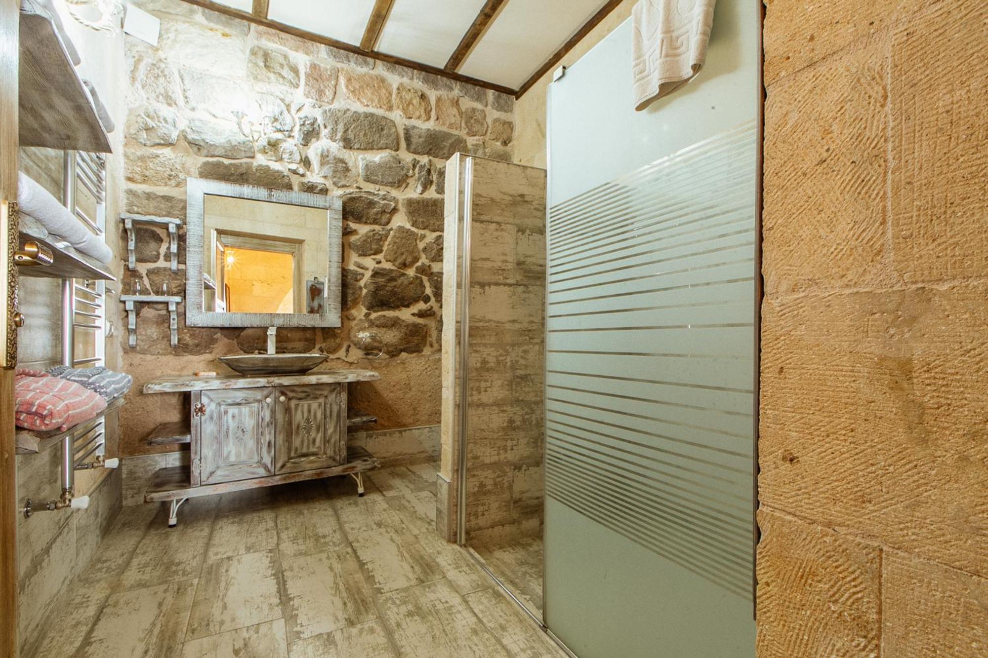 Karlik Cave Suite Cappadocia Üçhisar Eksteriør bilde